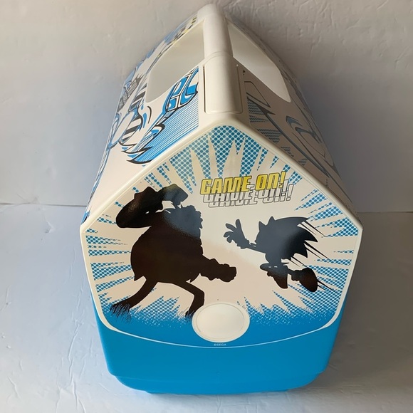 Sonic The Hedgehog 16 Qt Igloo Playmate Elite Cooler Limited Edition NWT - Picture 7 of 10